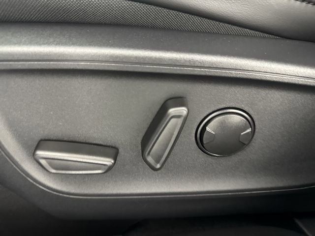 New 2026 Ford Escape ST-Line Select w/ Tech Pack #1 AWD/4WD image 16