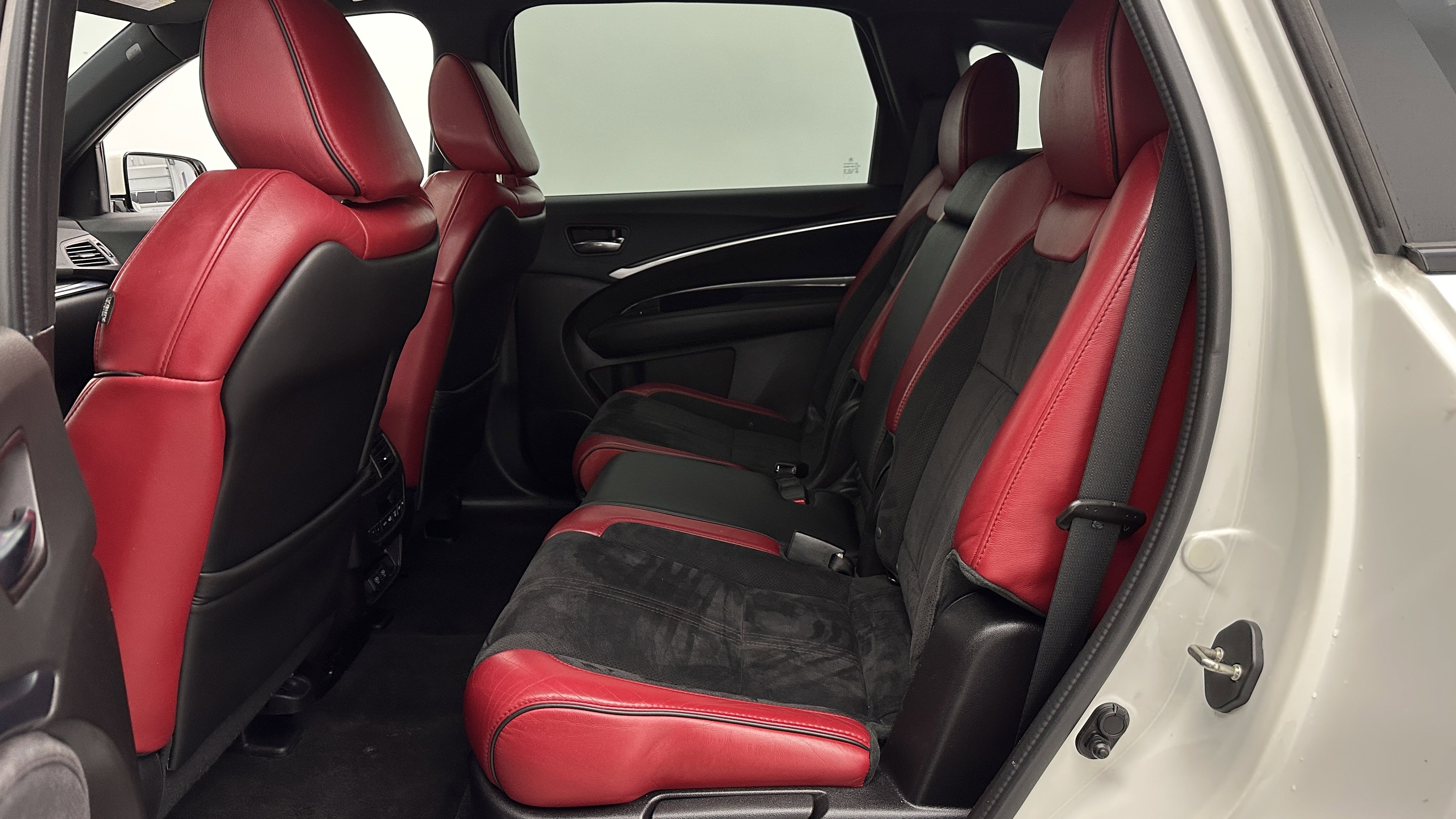 Used 2019 Acura MDX A-Spec image 25