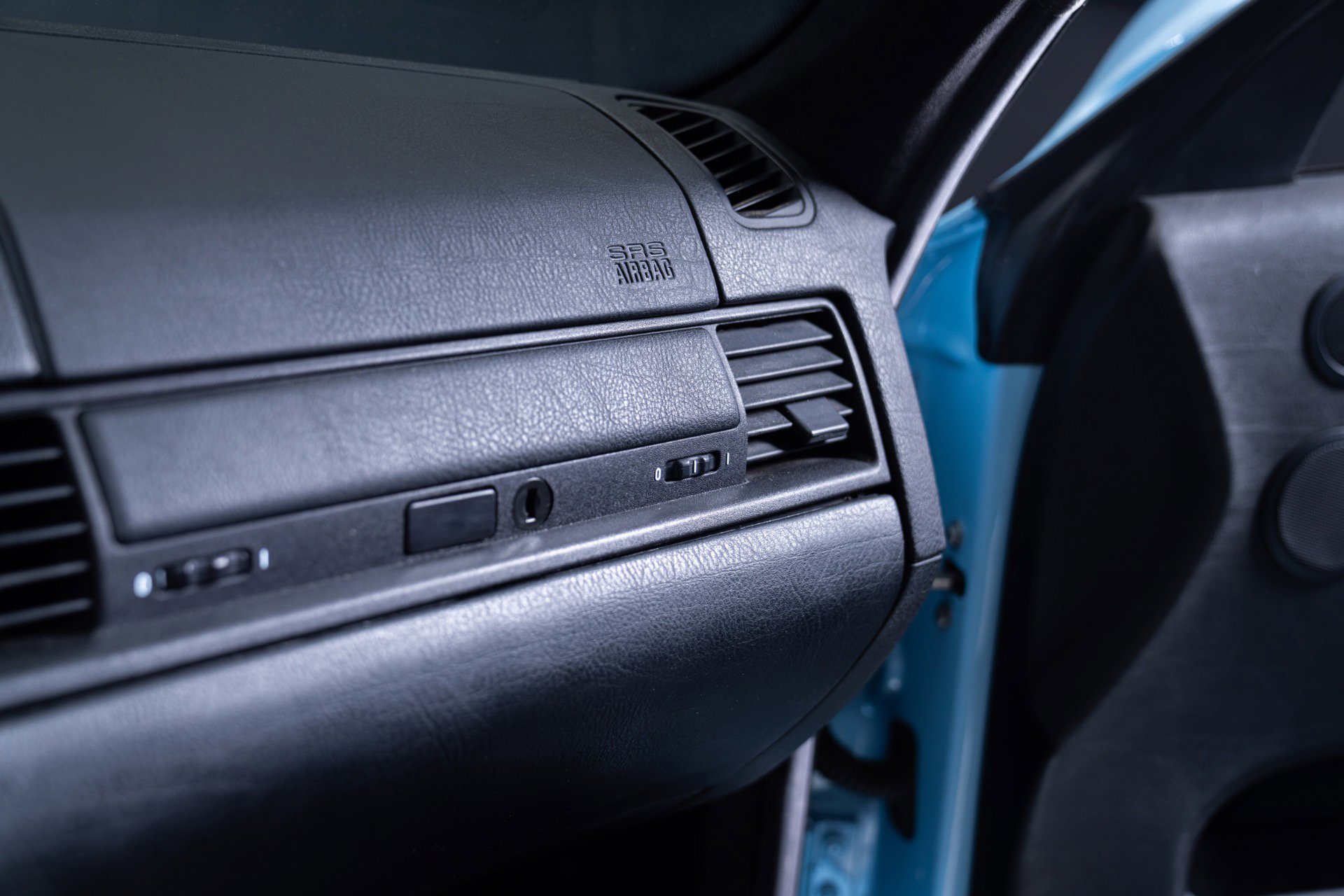 Used 1997 BMW M3 Coupe RWD image 7