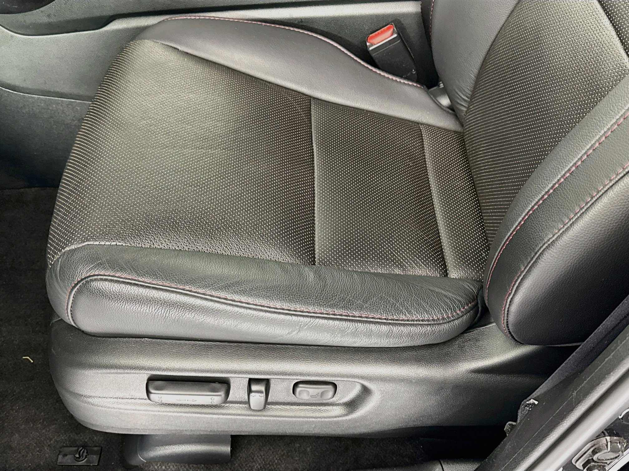 Certified 2024 Honda Passport Black Edition image 19