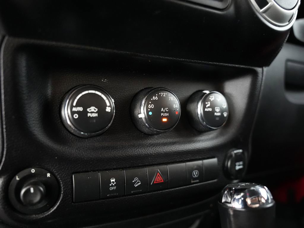 Used 2014 Jeep Wrangler Sahara w/ Mopar Chrome Edition Group AWD/4WD image 21