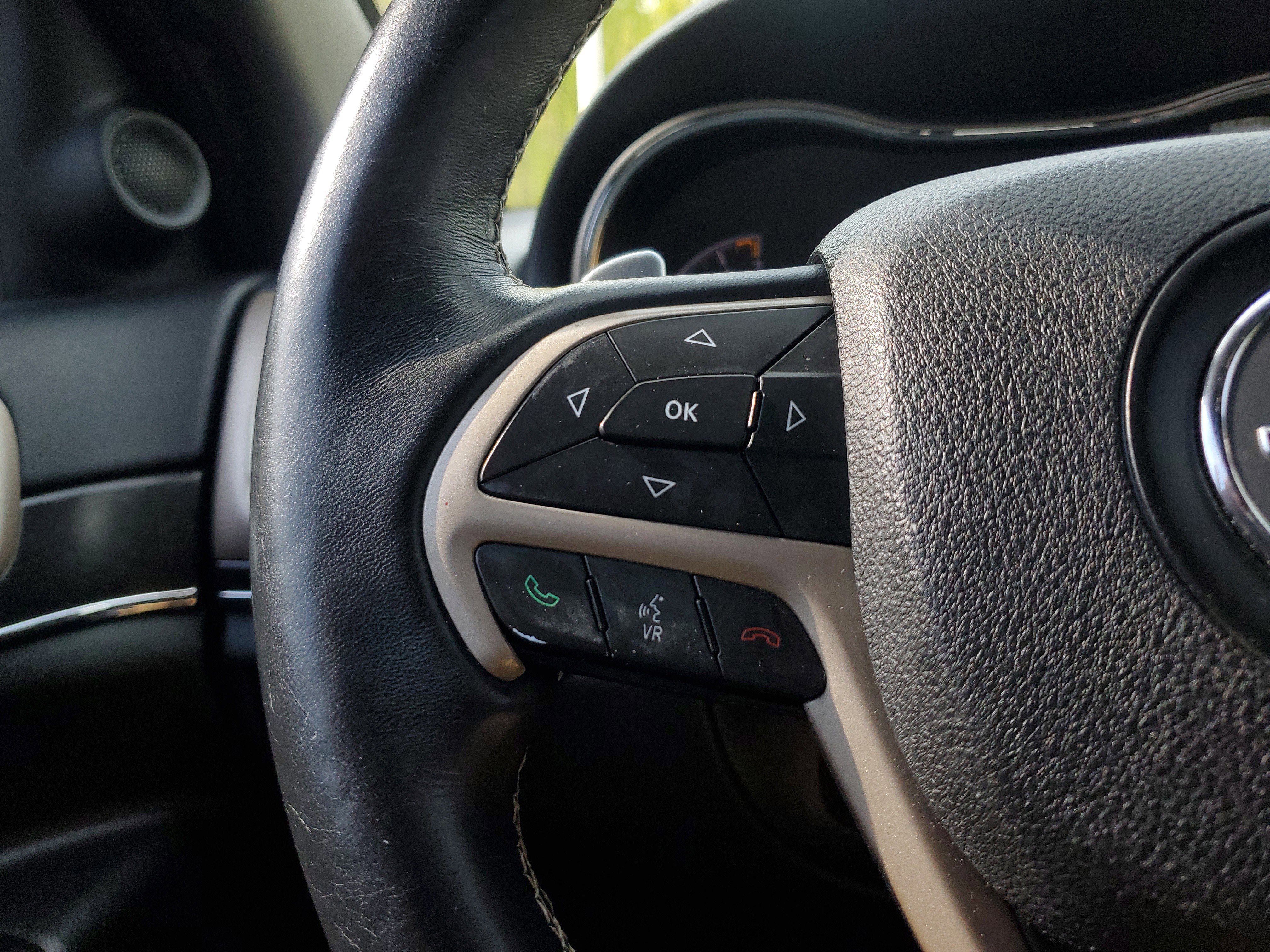 Used 2017 Jeep Grand Cherokee Limited RWD image 21