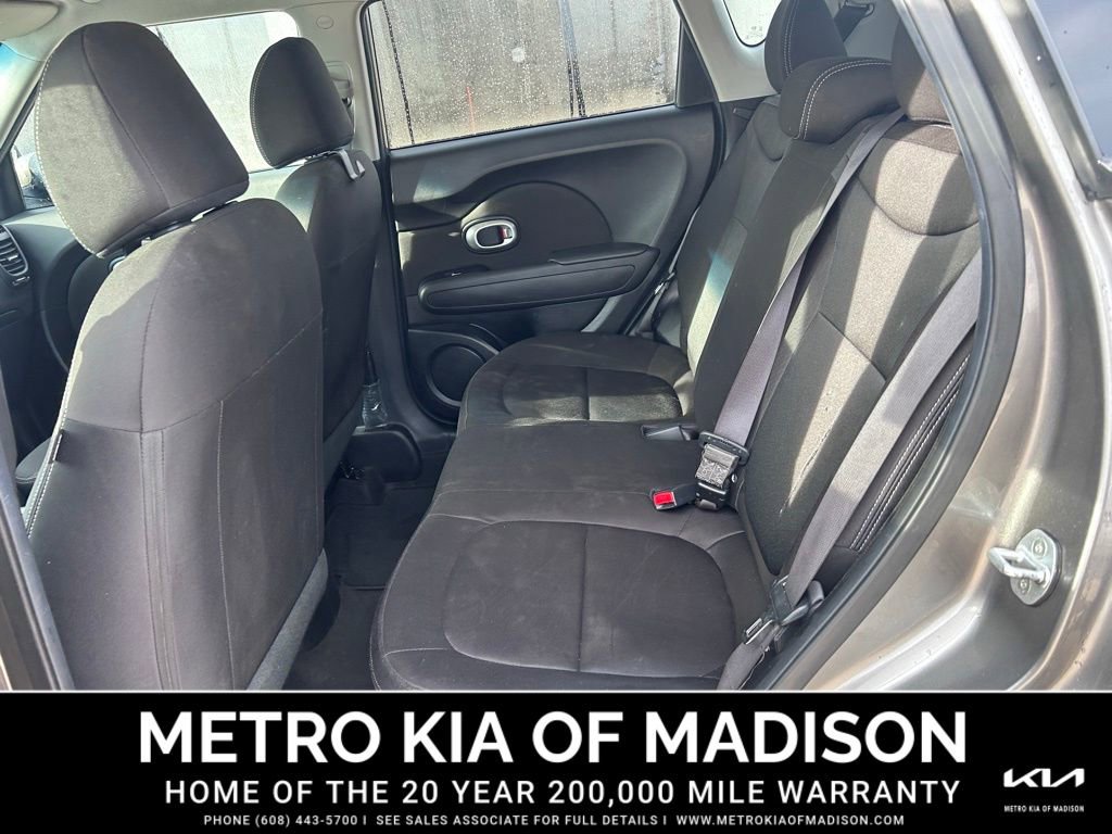 Used 2017 Kia Soul Base image 21