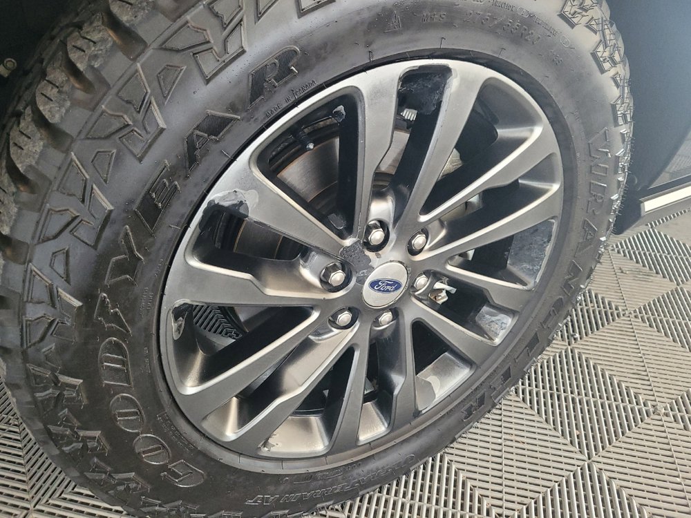 Used 2020 Ford Expedition Max Limited AWD/4WD image 31