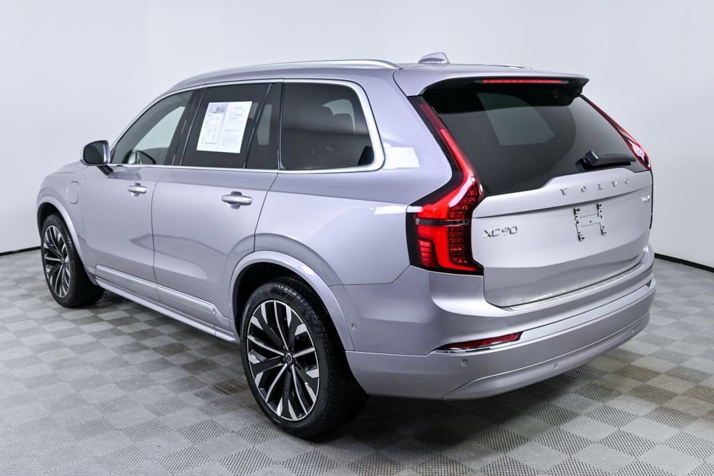 Certified 2026 Volvo XC90 T8 Ultra image 4