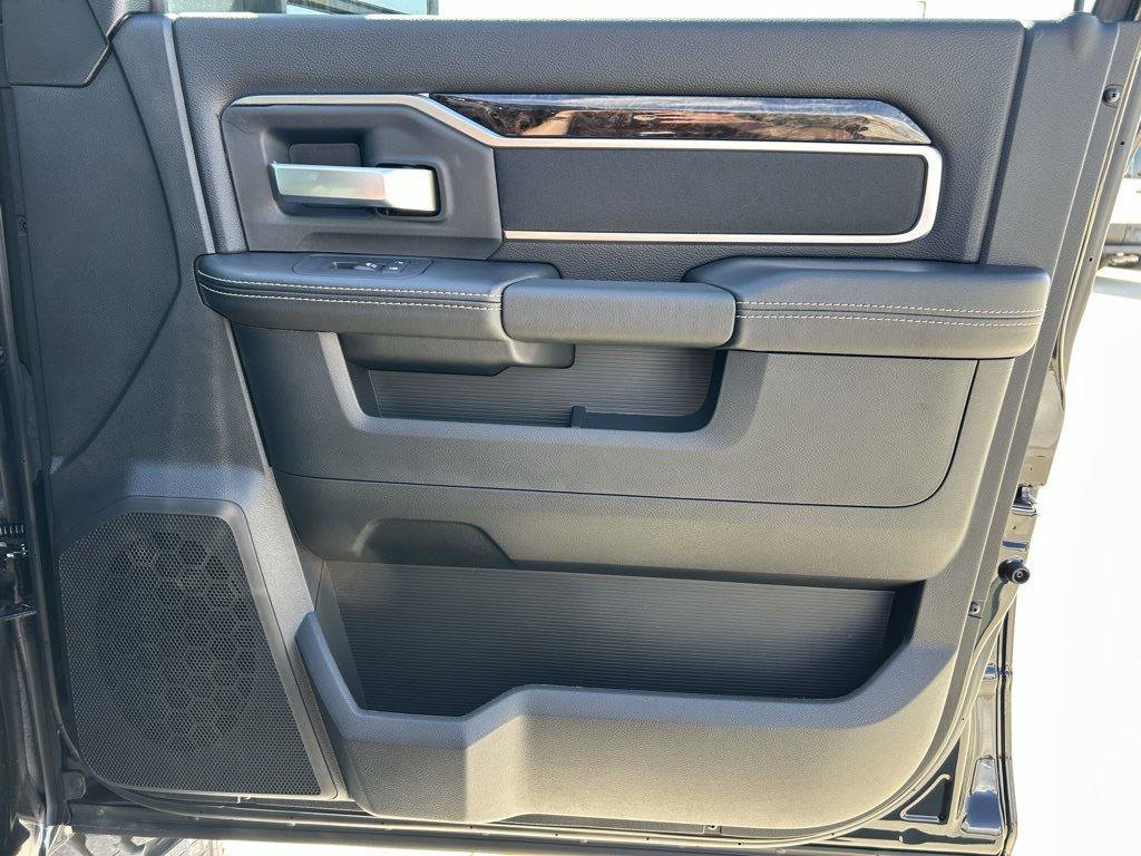 New 2025 RAM 2500 Big Horn image 35