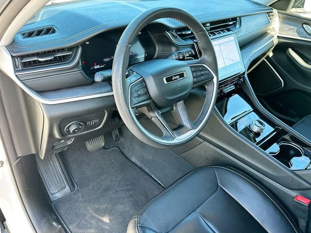 Used 2023 Jeep Grand Cherokee Limited image 9