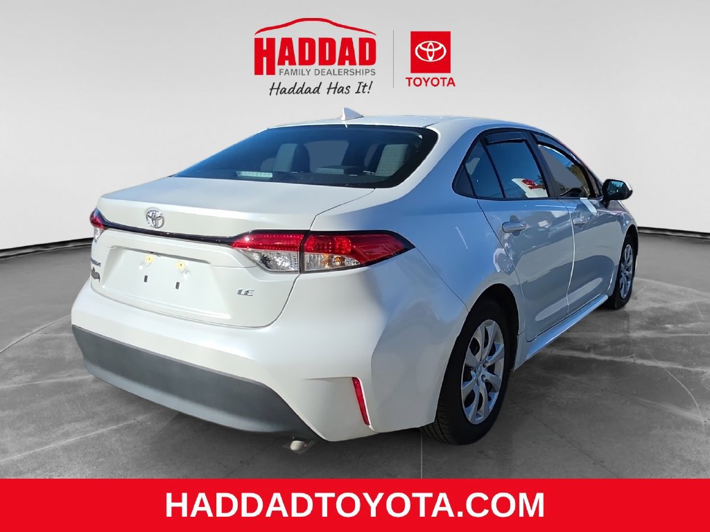 Used 2025 Toyota Corolla LE FWD image 6