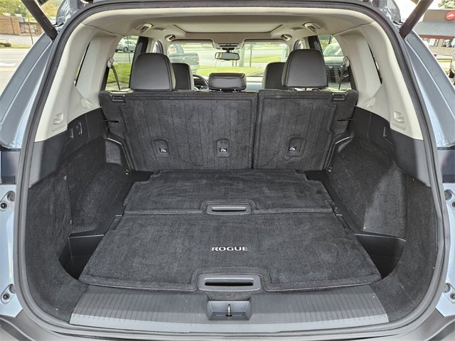 Used 2021 Nissan Rogue SL w/ Premium Package image 13