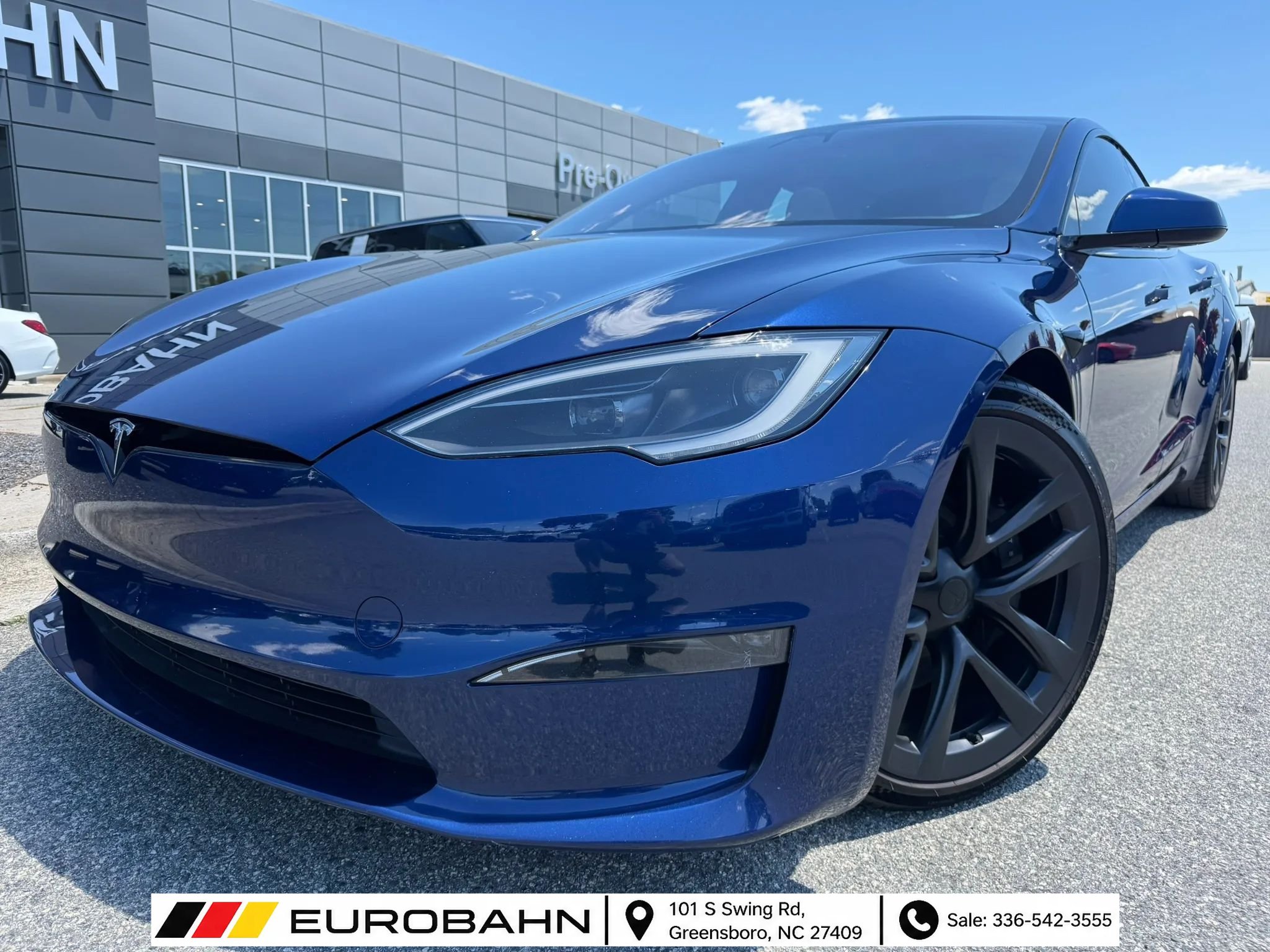 Used 2023 Tesla Model S Standard Range AWD/4WD image 1