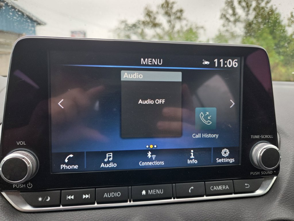 Used 2023 Nissan Sentra SR w/ SR Premium Package FWD image 35
