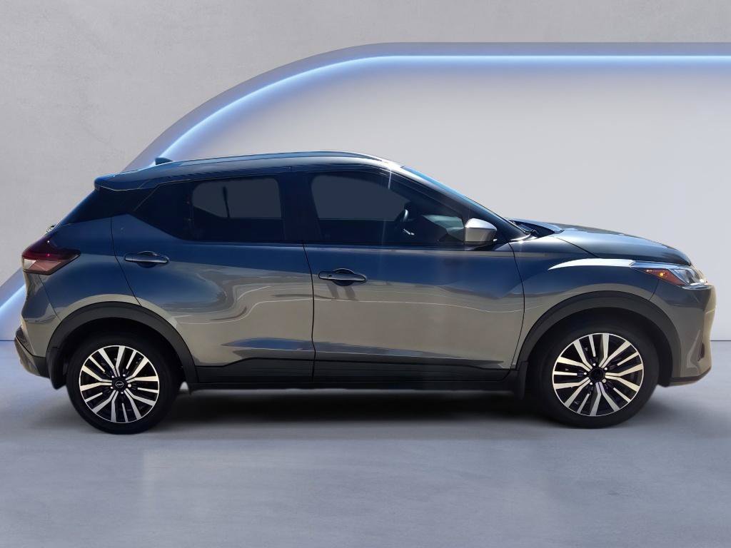 Used 2024 Nissan Kicks SV FWD image 7