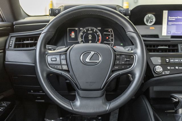 Used 2025 Lexus ES 350 w/ Accessory Package (Z2) FWD image 8