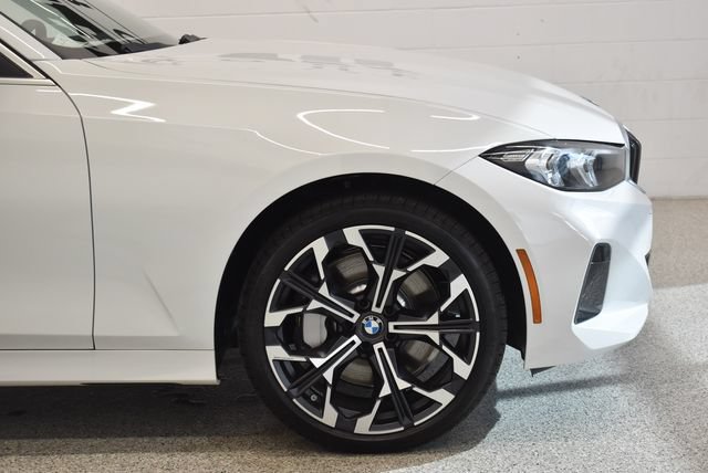 New 2026 BMW 330i xDrive Sedan w/ Convenience Package AWD/4WD image 13
