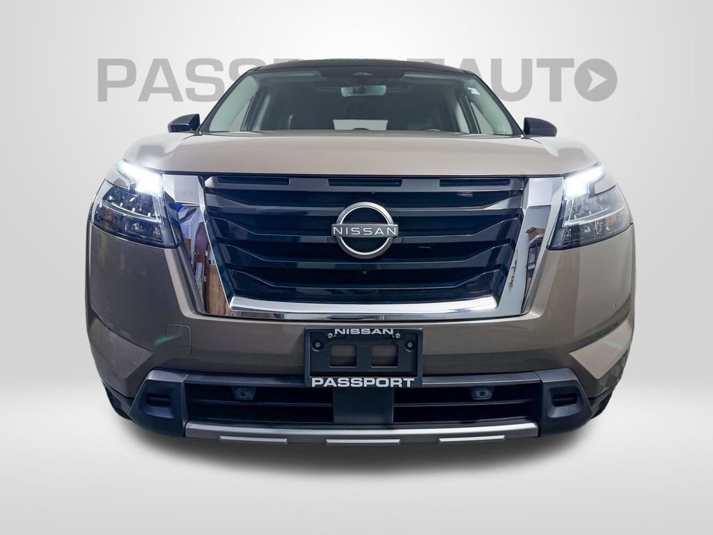 Certified 2023 Nissan Pathfinder Platinum AWD/4WD image 2