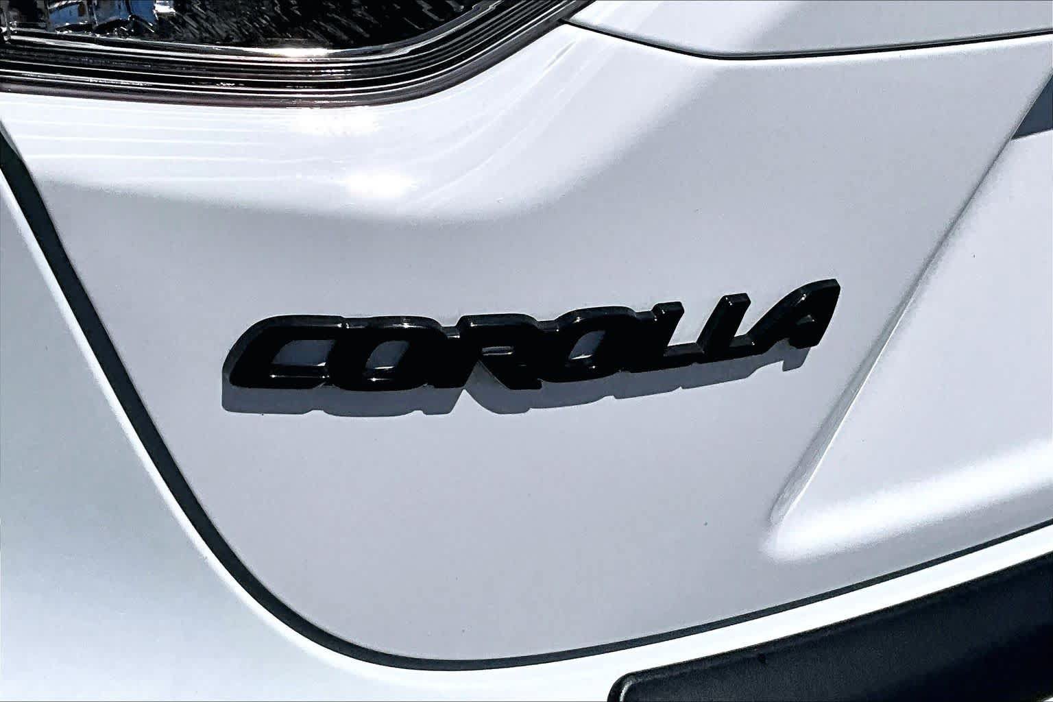 Used 2024 Toyota Corolla SE FWD image 30