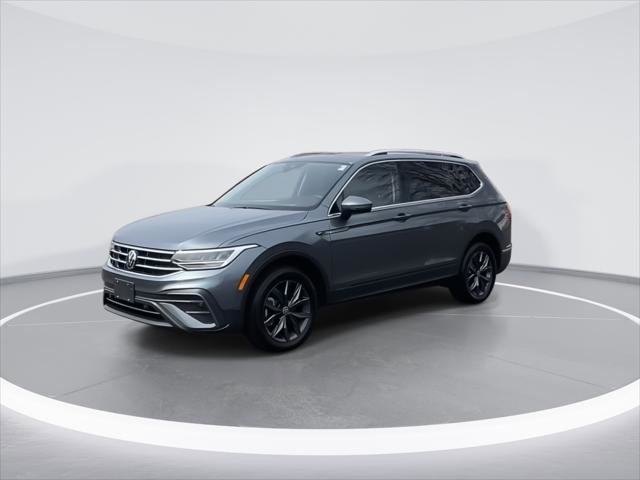 Certified 2022 Volkswagen Tiguan SE w/ Panoramic Sunroof Package image 4