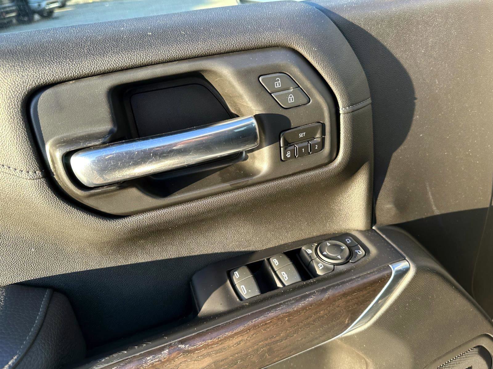 Used 2020 GMC Sierra 1500 Denali w/ Driver Alert Package II image 16