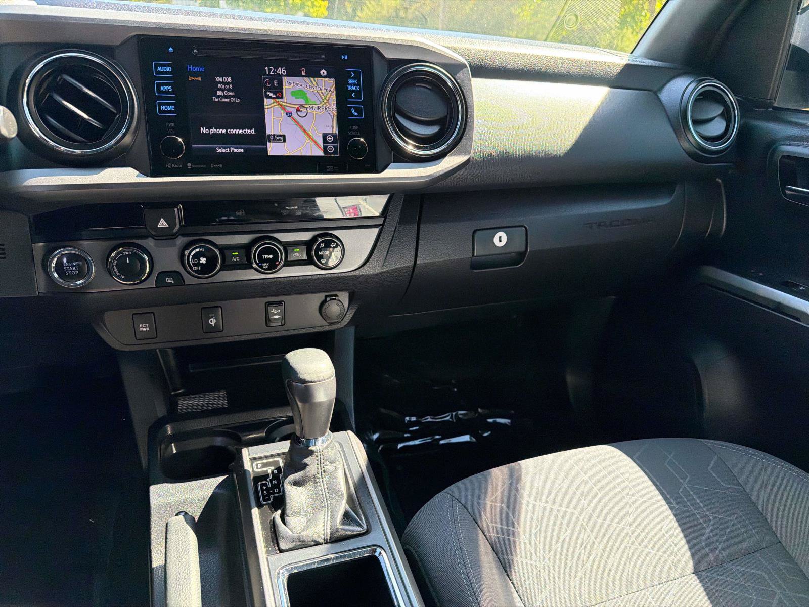 Used 2017 Toyota Tacoma TRD Sport w/ Tow Package (A/T) AWD/4WD image 19