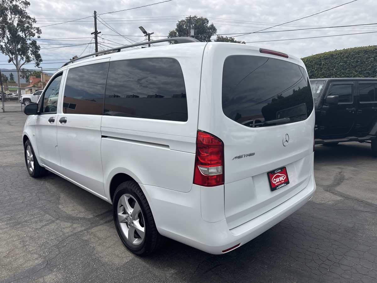 Used 2016 Mercedes-Benz Metris Passenger image 6