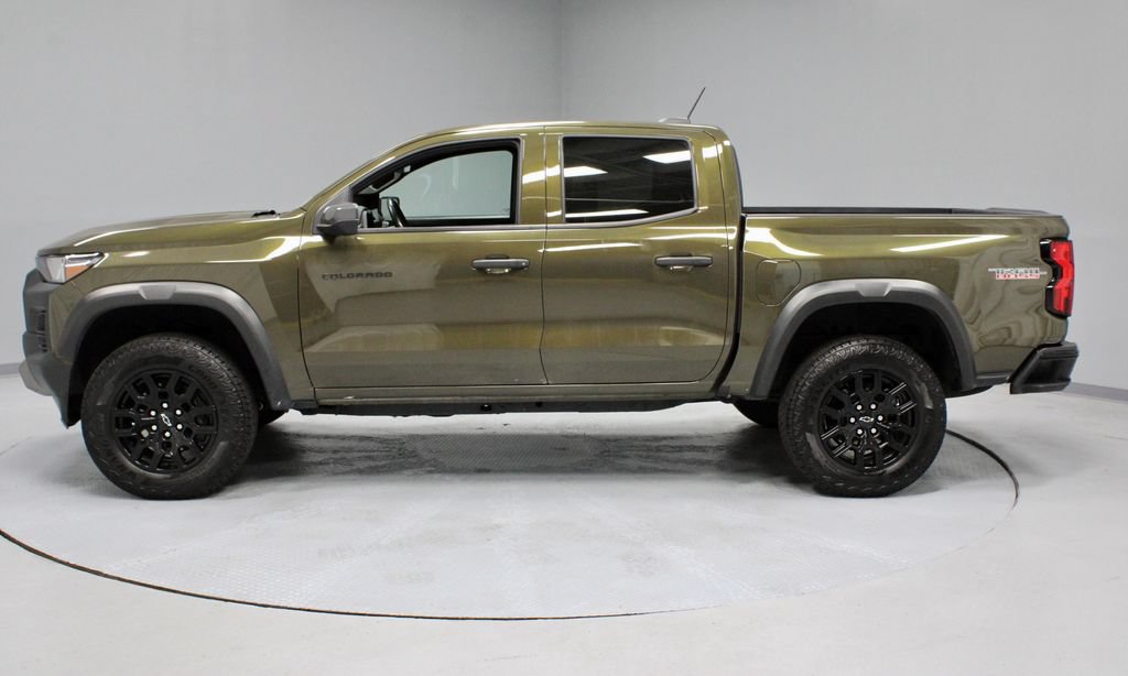 Used 2025 Chevrolet Colorado Trail Boss AWD/4WD image 10