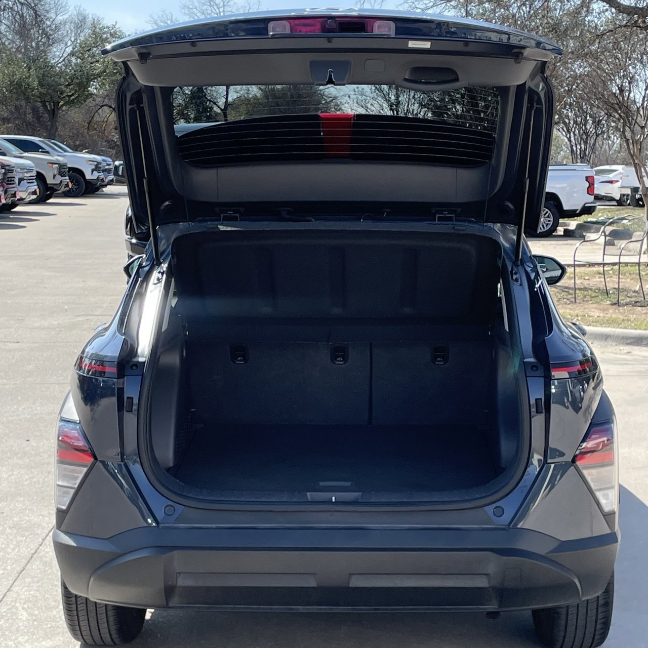 Used 2025 Hyundai Kona SEL image 25