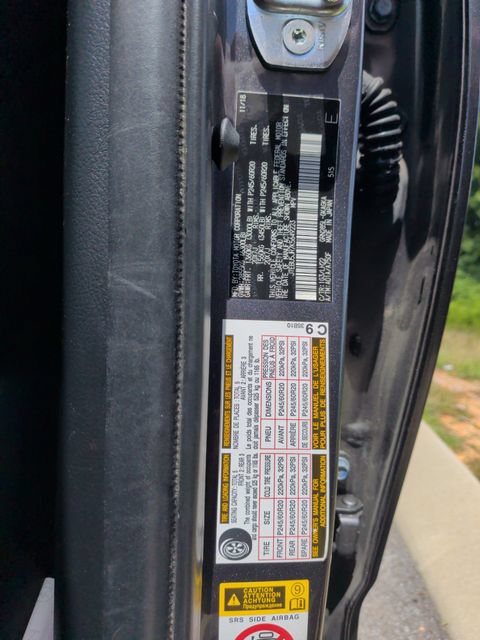 Used 2019 Toyota 4Runner Limited AWD/4WD image 30