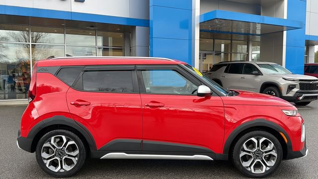 Used 2020 Kia Soul X-Line FWD image 3