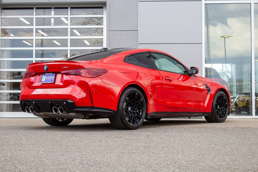 Used 2026 BMW M4 Coupe w/ Executive Package RWD image 10