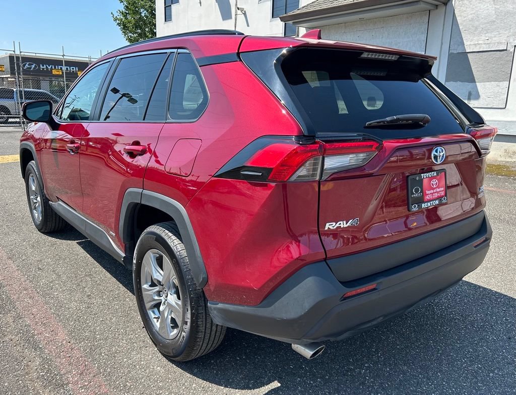 Certified 2024 Toyota RAV4 XLE AWD/4WD image 7