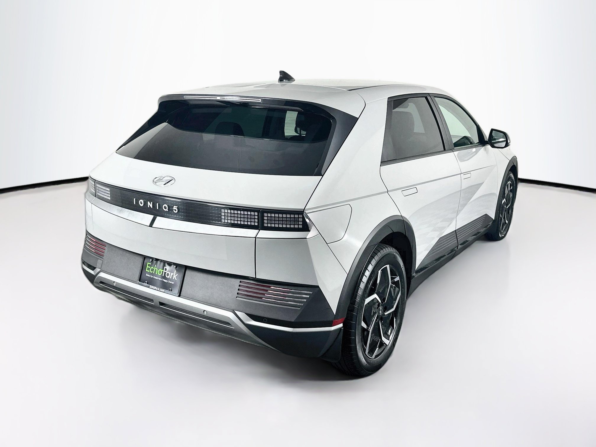 Used 2023 Hyundai Ioniq 5 SE RWD image 9