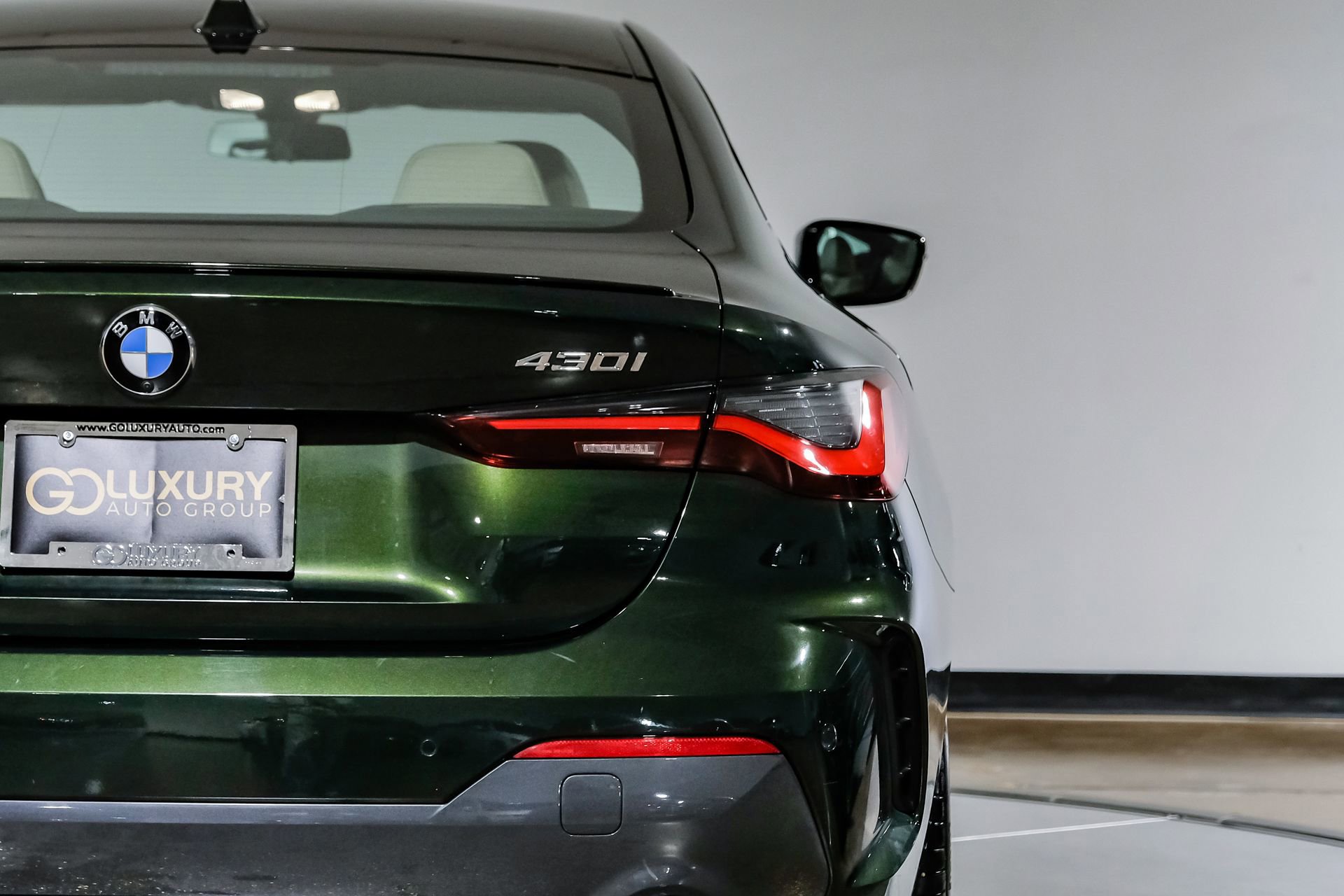 Used 2024 BMW 430i xDrive Coupe w/ M Sport Package AWD/4WD image 45