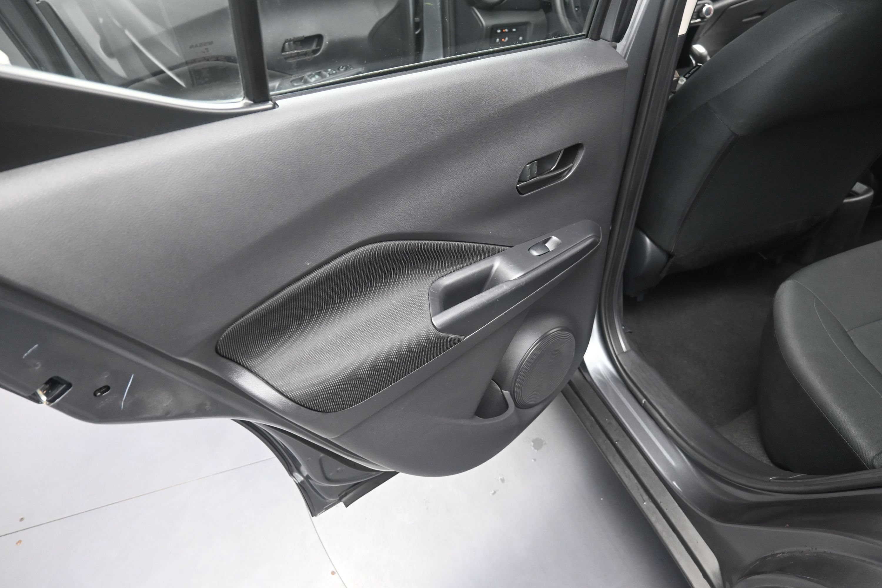 Used 2024 Nissan Kicks S FWD image 31