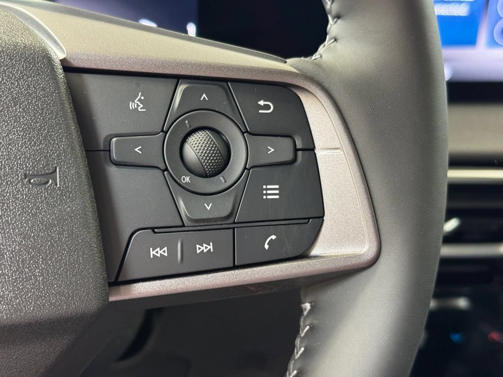 New 2026 Nissan Sentra SV w/ SV Convenience Package FWD image 32