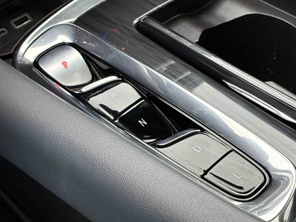 Used 2022 Buick Enclave Premium w/ Experience Buick Package image 33