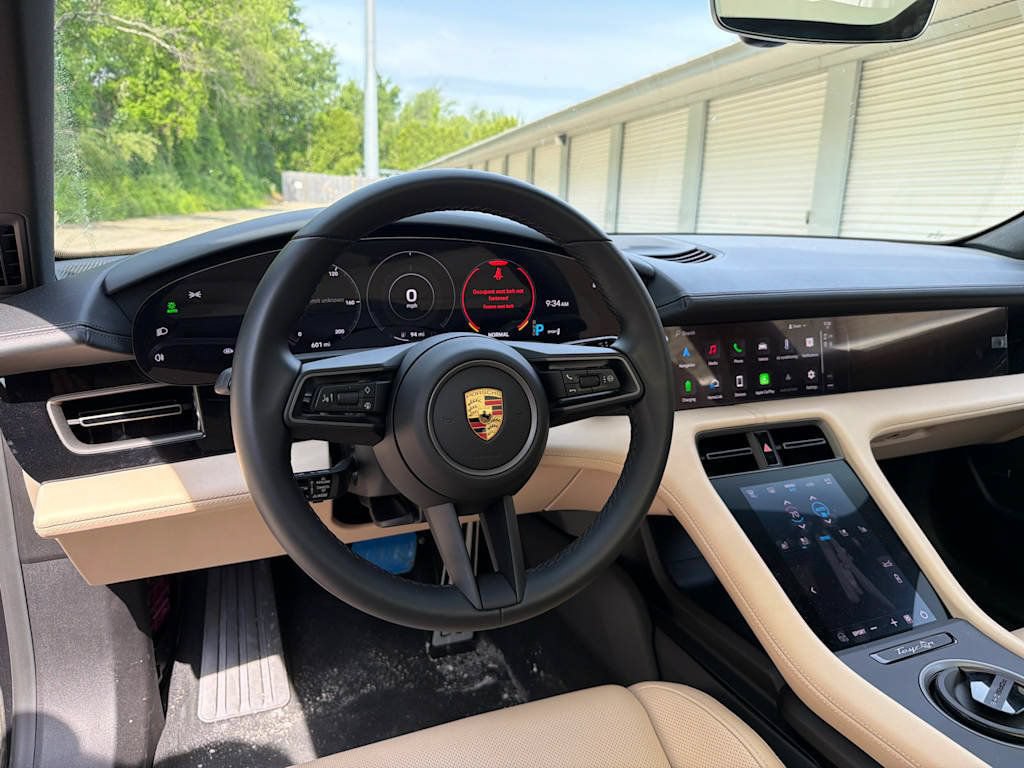 Certified 2024 Porsche Taycan 4S AWD/4WD image 11