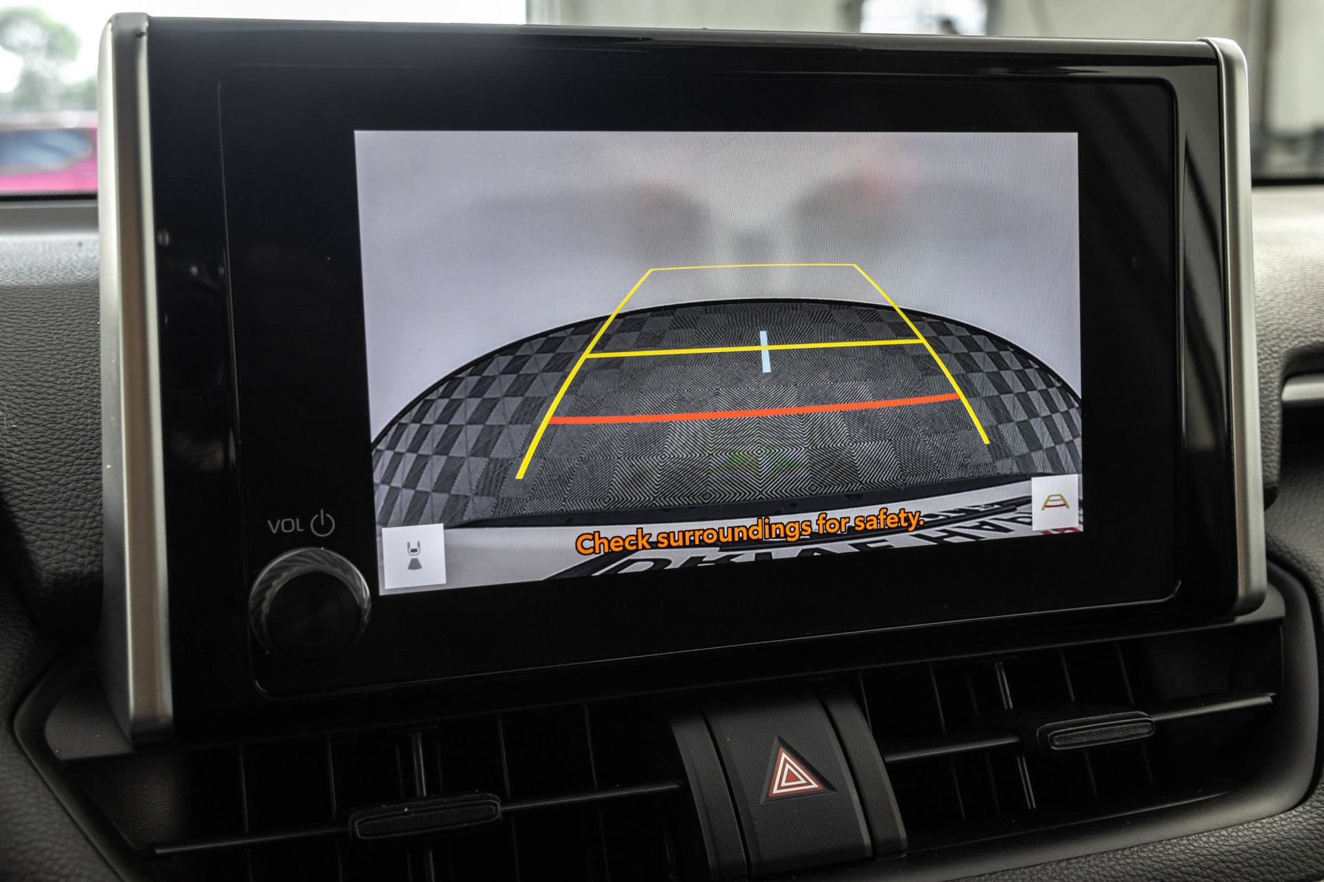 Used 2023 Toyota RAV4 LE AWD/4WD image 7