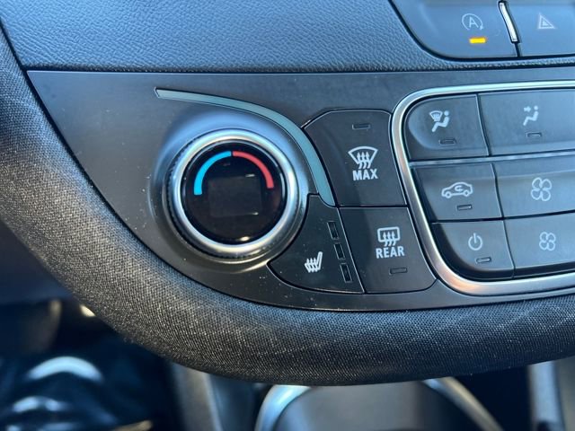 Used 2024 Chevrolet Malibu LT image 23