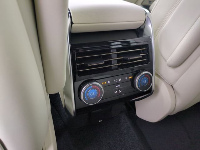 New 2026 Land Rover Range Rover SE AWD/4WD image 13