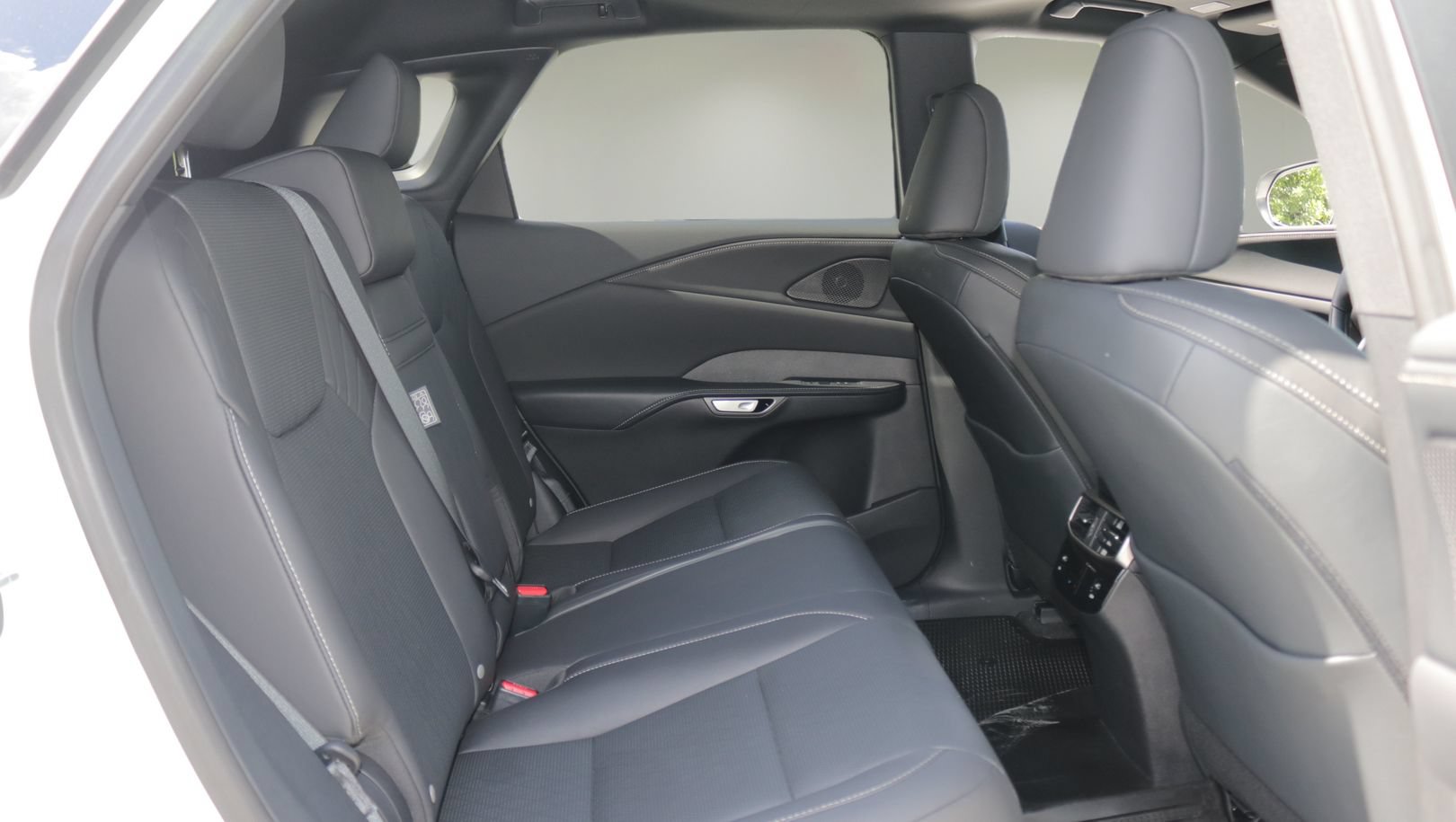 Used 2025 Lexus RX 350 Premium Plus w/ Convenience Package FWD image 16