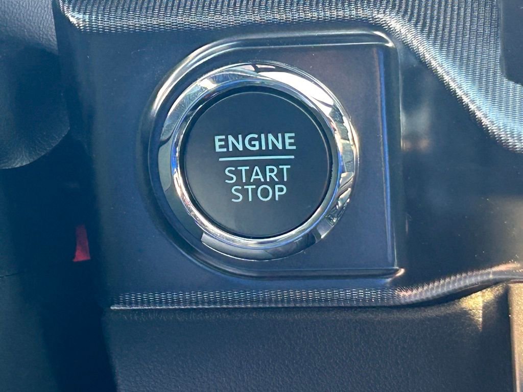 New 2026 Ford F150 Lariat w/ Equipment Group 502A High image 42