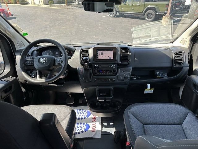 New 2024 RAM ProMaster 2500 w/ Safety Group FWD image 7