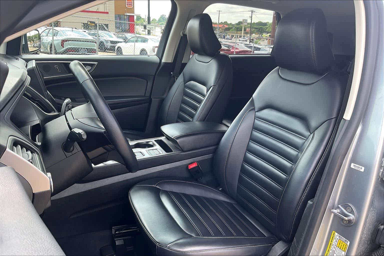 Used 2024 Ford Edge SEL AWD/4WD image 11