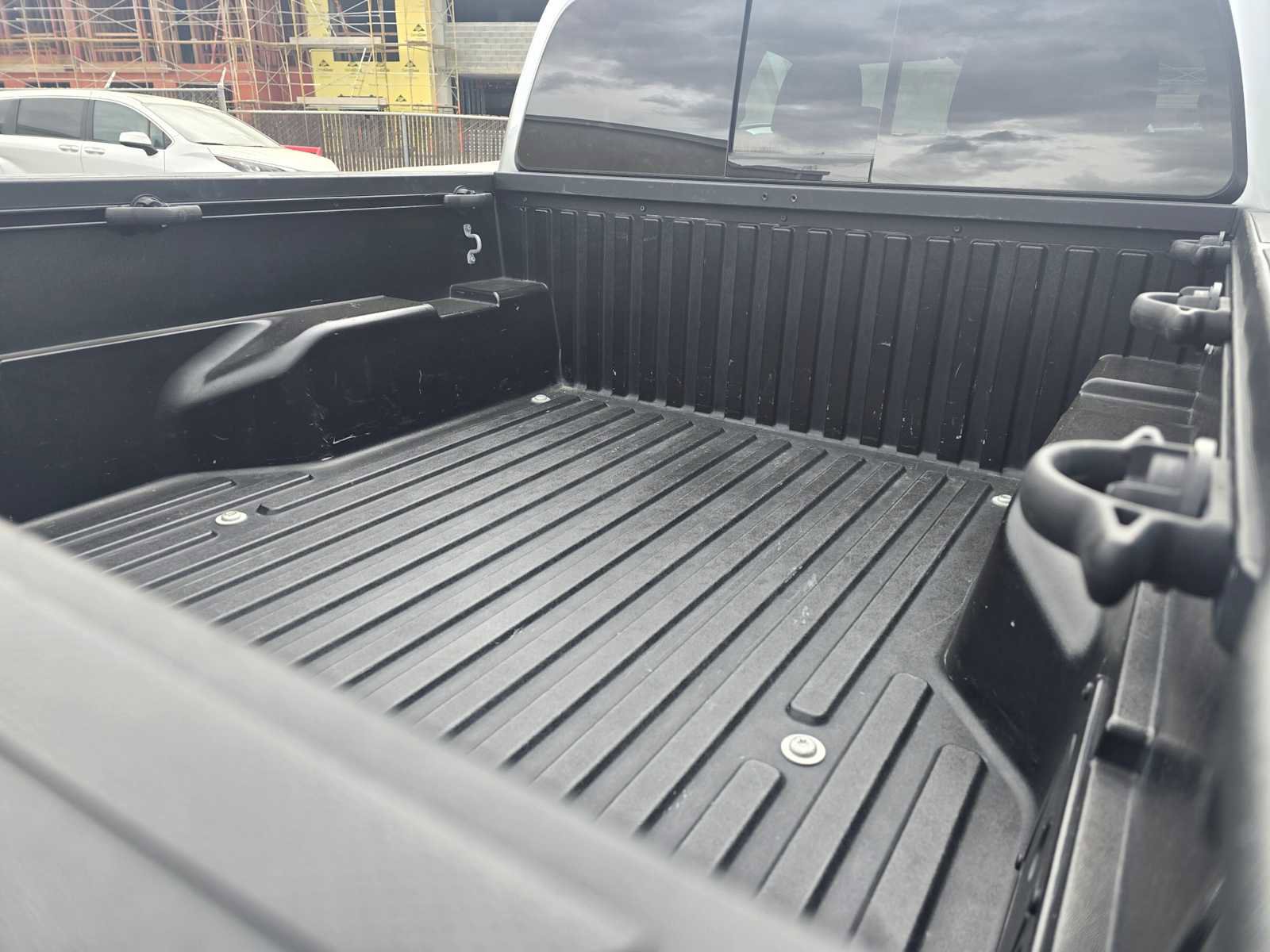 Used 2022 Toyota Tacoma TRD Sport w/ Technology Package image 16