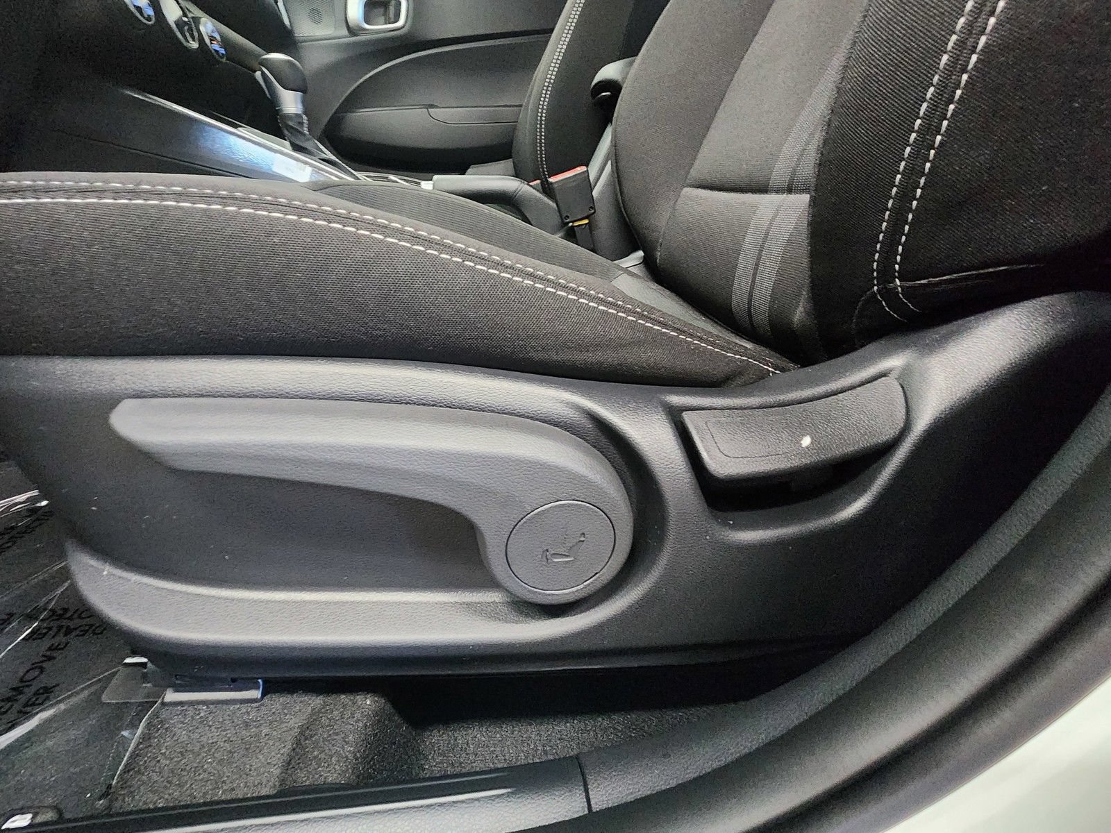 New 2026 Hyundai Venue SEL FWD image 10