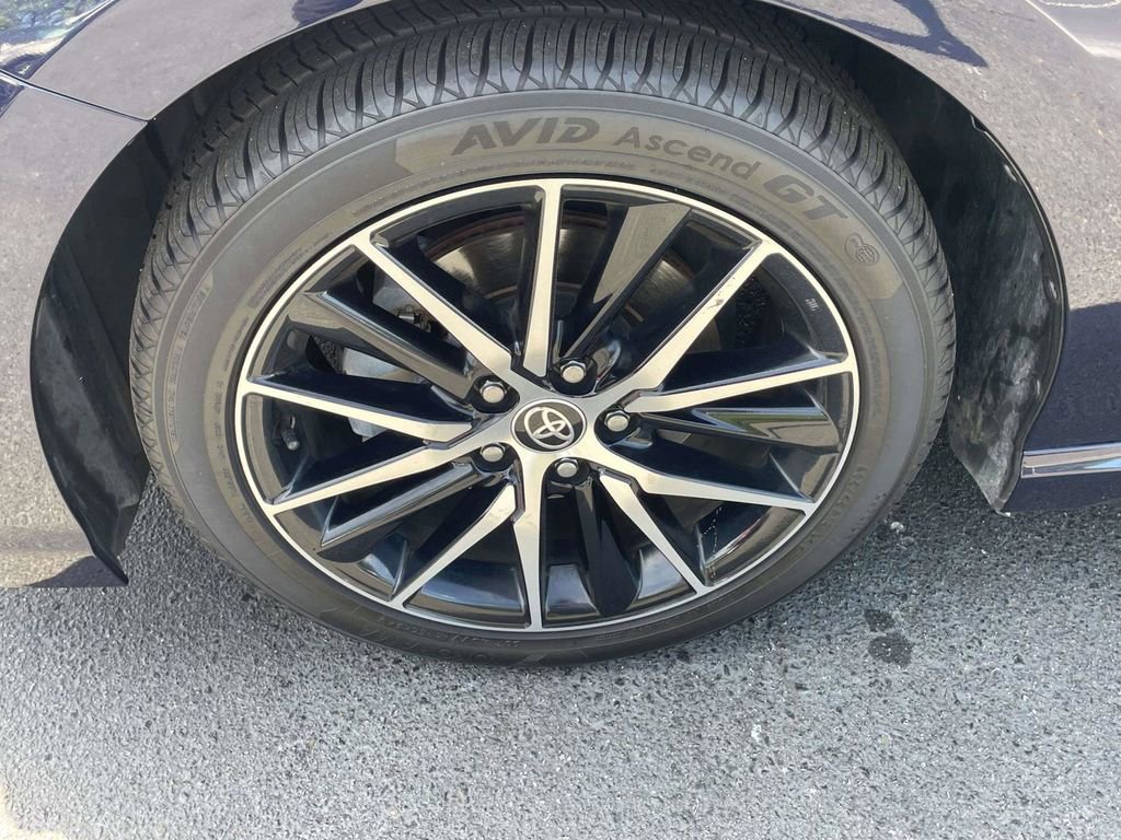 Used 2022 Toyota Camry SE w/ Convenience Package FWD image 27