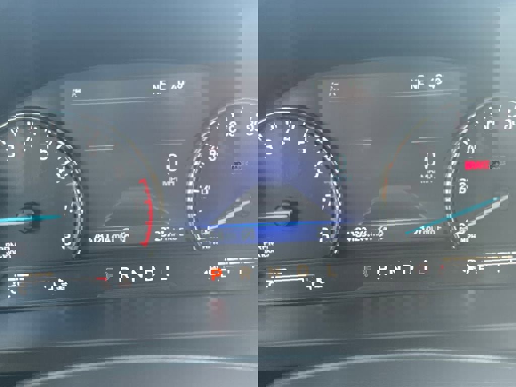 Used 2024 Ford Explorer XLT w/ Equipment Group 202A AWD/4WD image 22