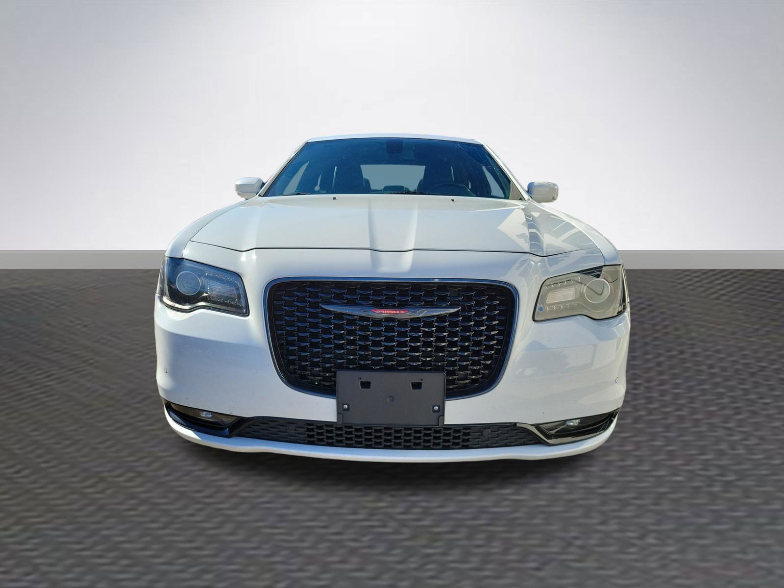 Used 2021 Chrysler 300 S image 2