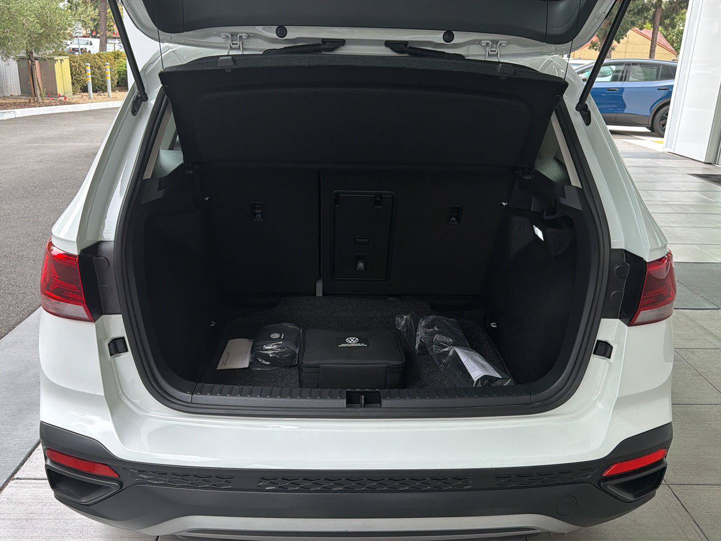 Certified 2024 Volkswagen Taos S FWD image 13