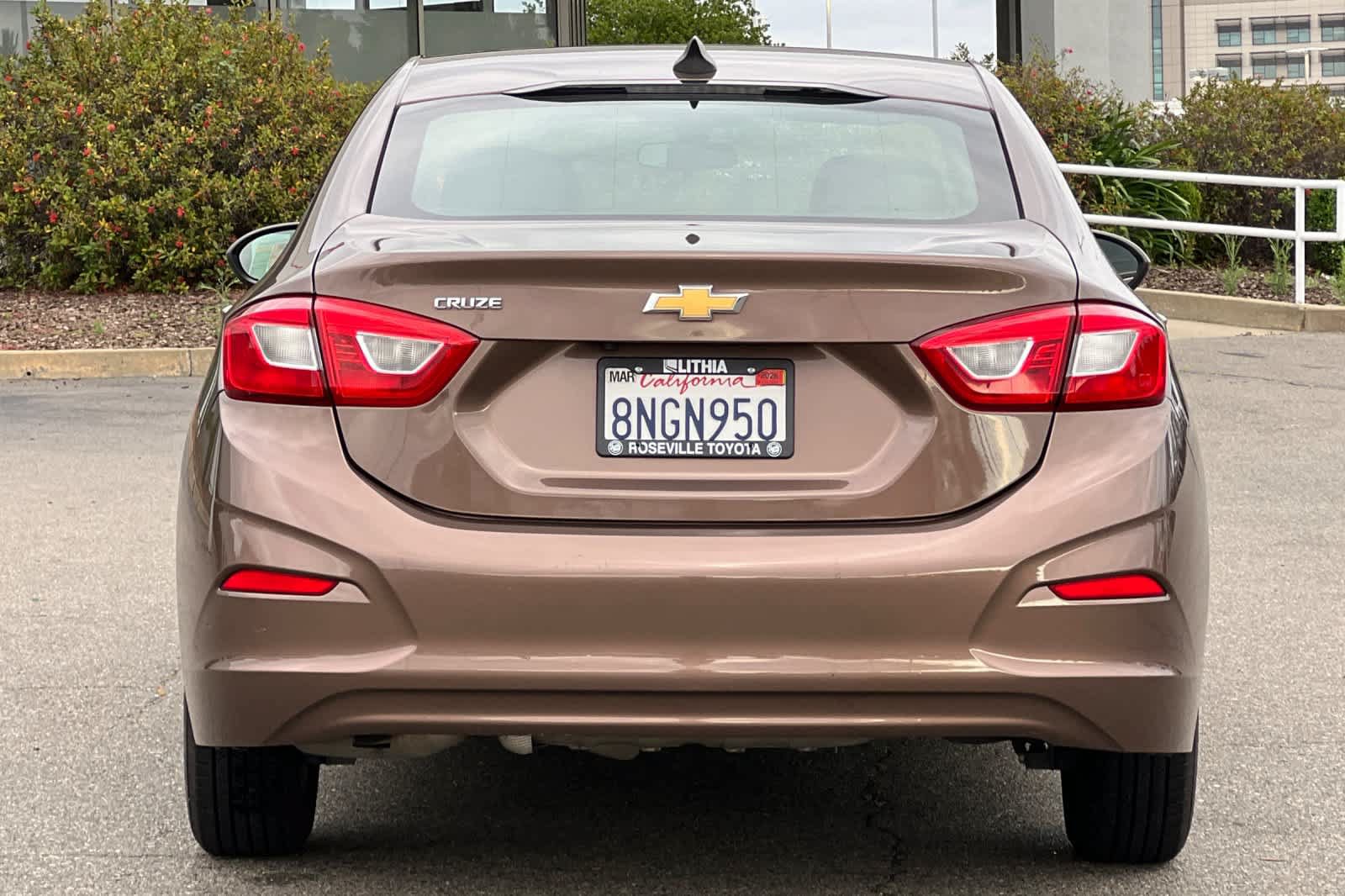 Used 2019 Chevrolet Cruze LS FWD image 8